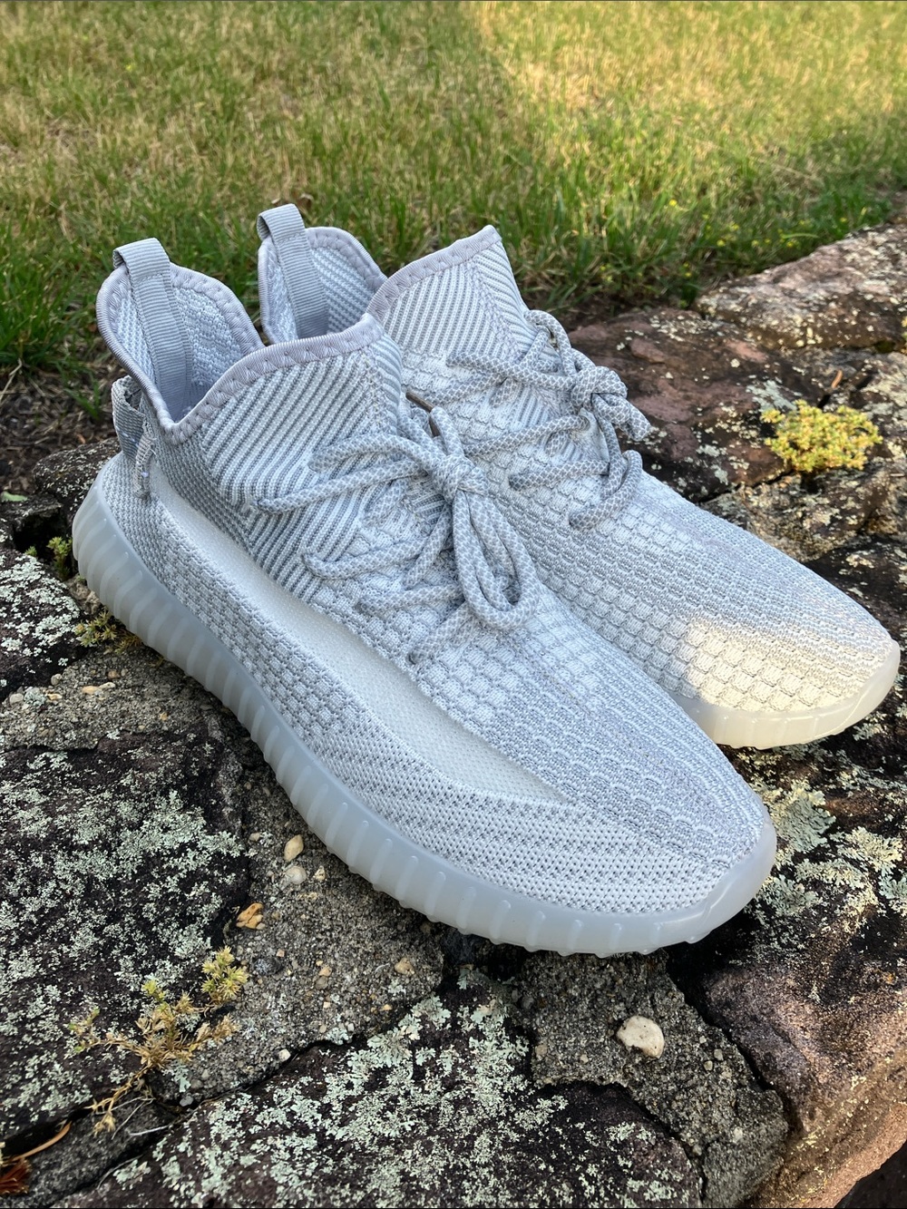 350 Coconut Sneakers Size-10